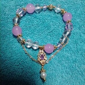 Goldtone purple clear beaded faux pearl crystal stretch charm bracelet